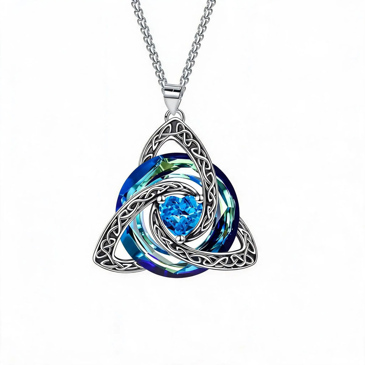 Collana con nodo della Trinità celtico e pietra portafortuna ✨